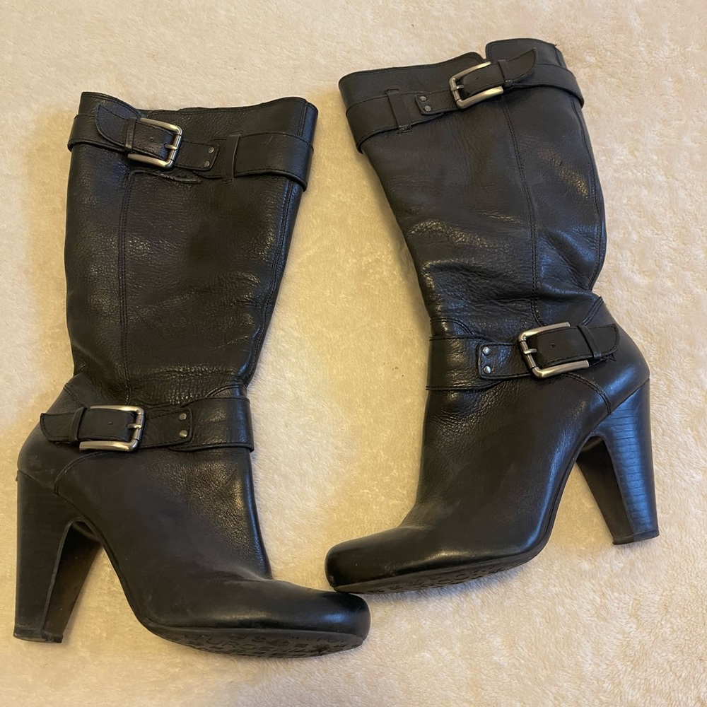 Arturo Chiang Black Leather Mid-Calf Heeled Boots